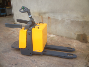 Jungheinrich Ride on Powered Pallet truck.